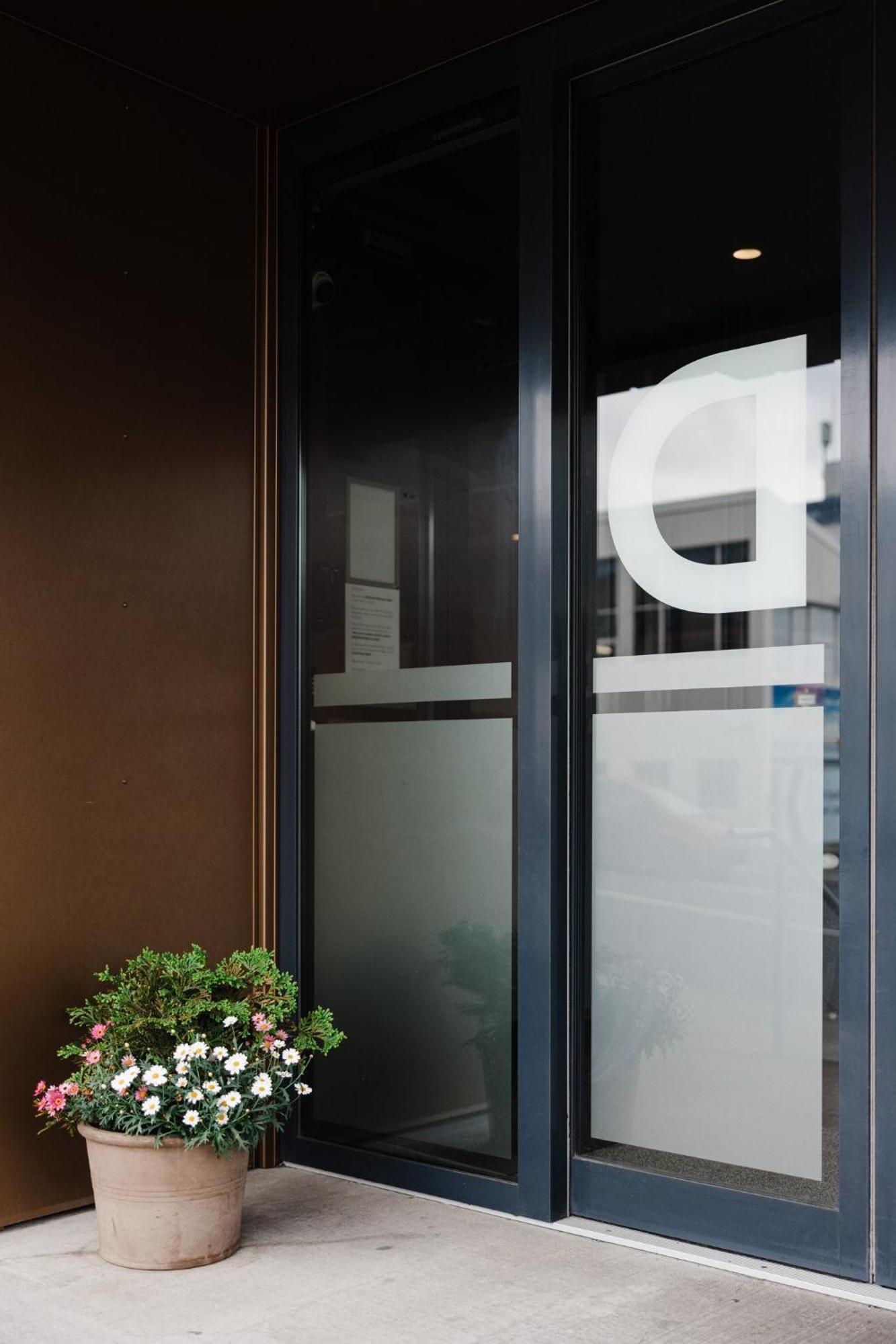Oddsson Midtown Hotel Reykjavík Exteriör bild